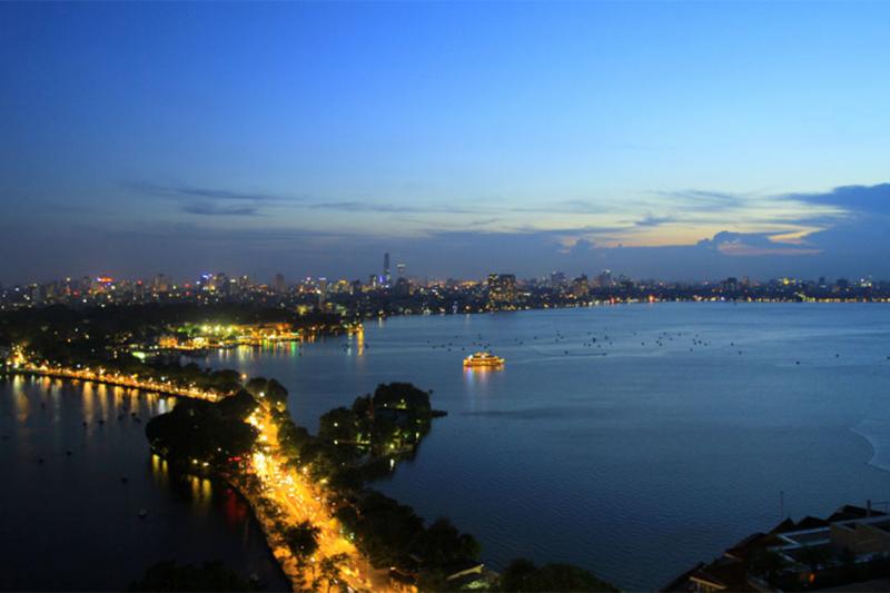 Là vùng đất thiêng hội tụ linh khí của đất trời, mang huyết mạch của thủ đô, Hồ Tây là một phần không thể thiếu trong bức tranh Hà Nội.