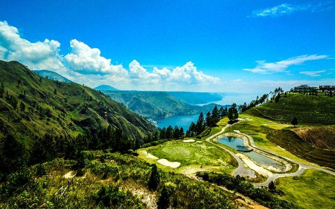 Vẻ đẹp của Hồ Toba