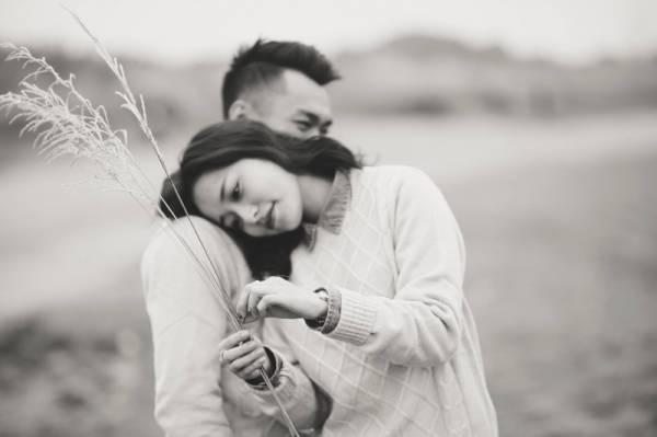 Người đàn ông đích thực sẽ dành tặng họ những lời khen về tính cách về sự tốt bụng, sự thông minh về tất cả những đặc tính bản chất của con người bạn