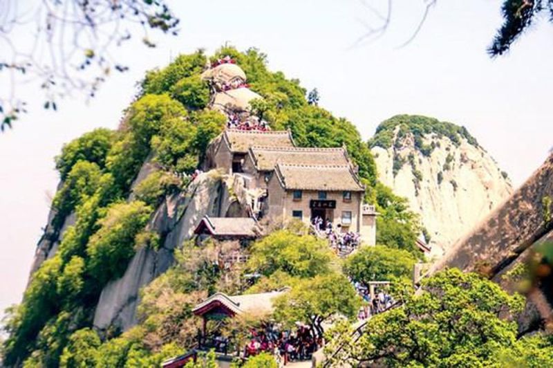 Hoa Sơn hùng vĩ