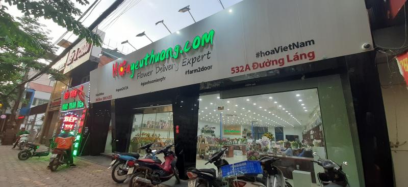 Hoa Yêu Thương