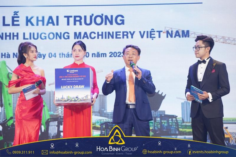 Hoà Bình Group