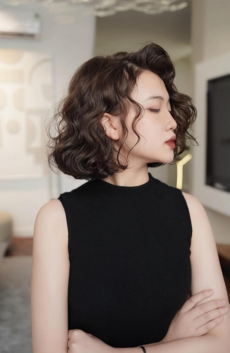 Hoàng Bách Hair Salon & Academy