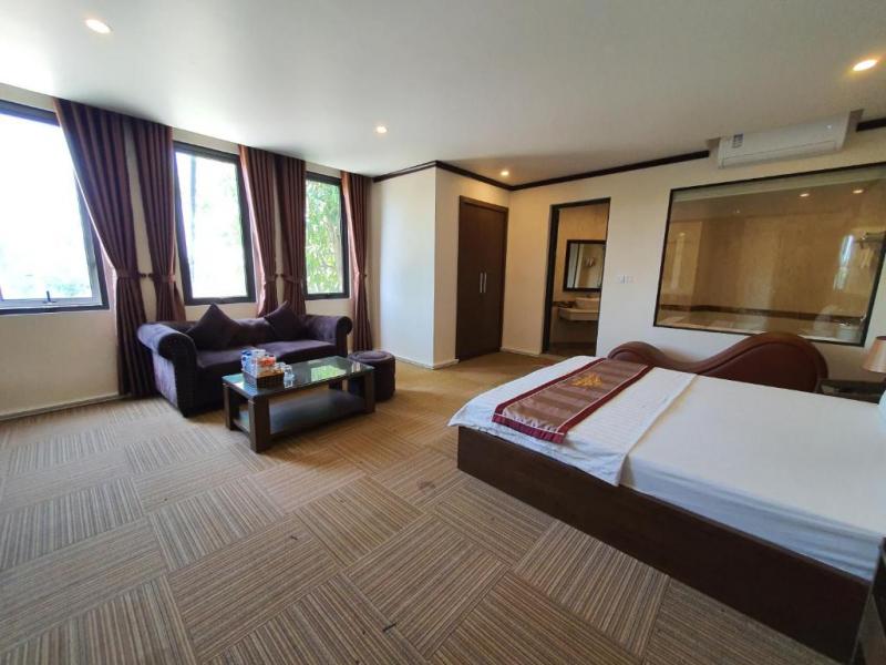 Hoang Gia II Hotel
