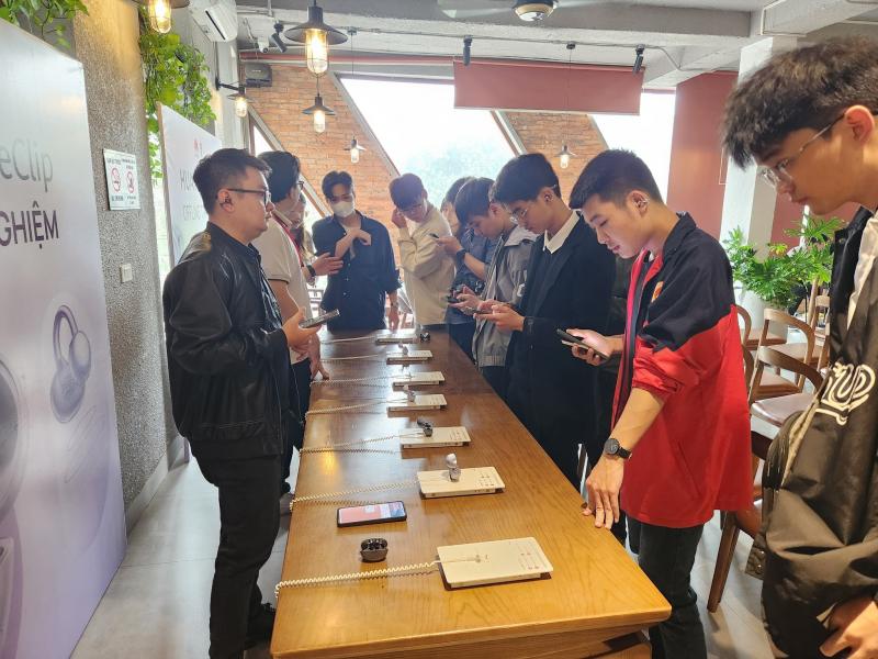 Hoàng Hà Mobile