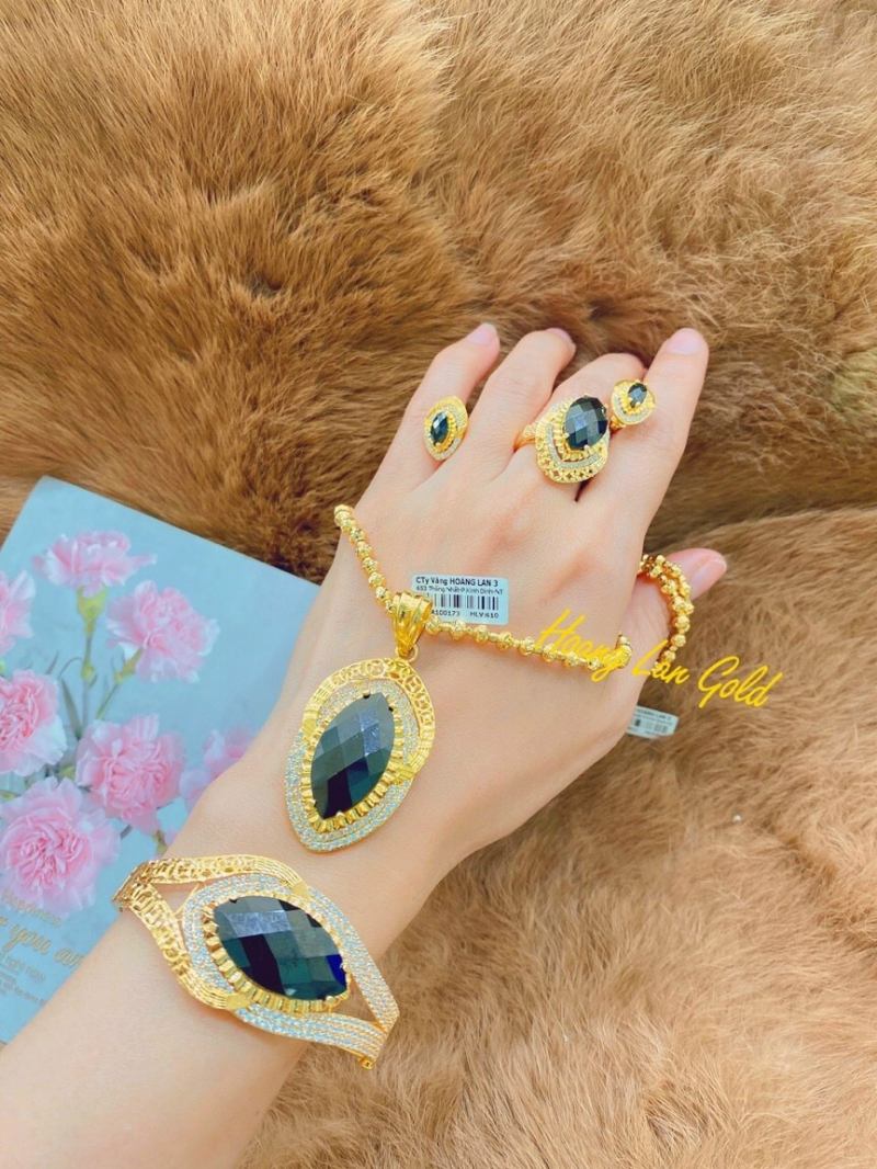 Hoàng Lan Gold