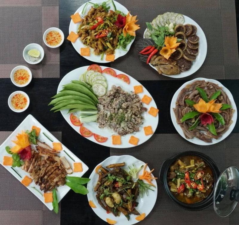 Hoàng Phúc Restaurant