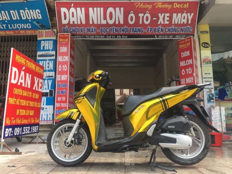 Hoàng Thưởng Decal