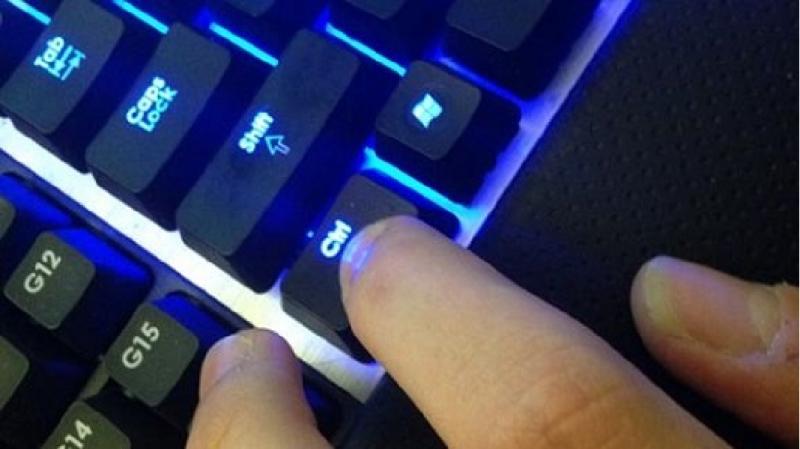 Hoạt động kích chuột trên tab