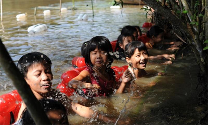 Dạy một số kĩ năng cần thiết cho trẻ