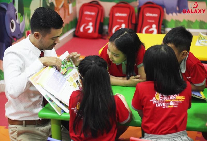 Kèm học viên vắng học