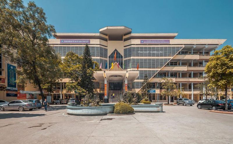 Học viện Tài chính