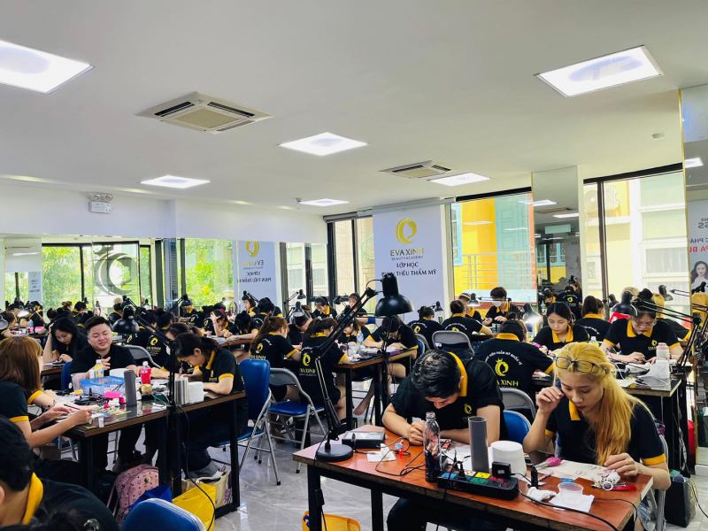 Học viện thẩm mỹ quốc tế Eva