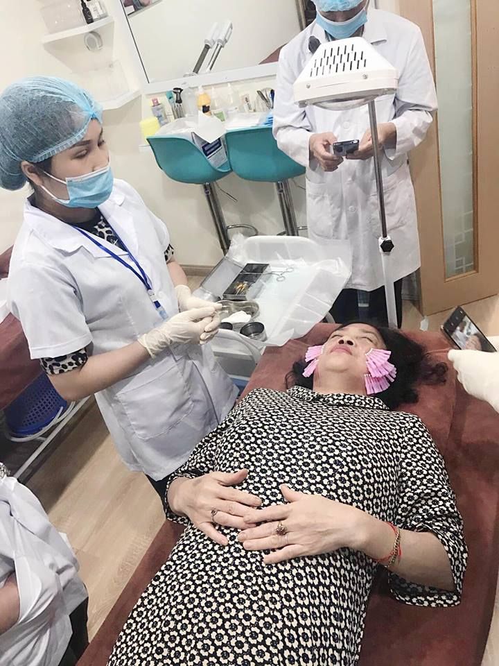 Học Viện Thẩm Mỹ Vân Tây Beauty