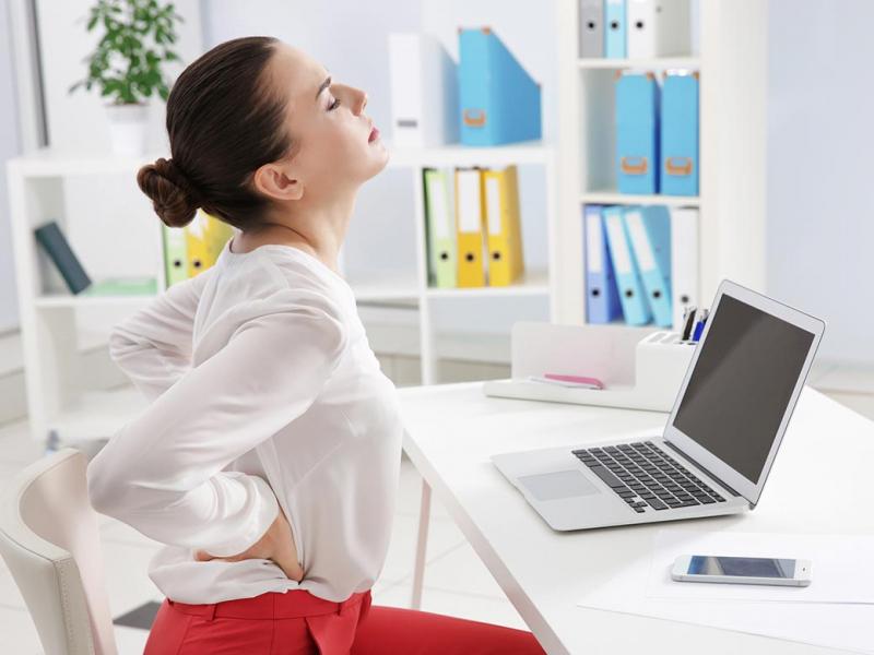 Do thường xuyên ngồi trước máy vi tính