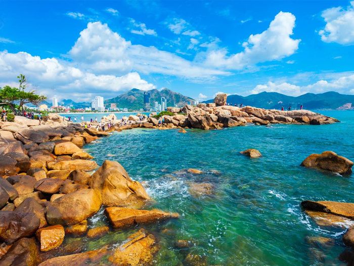 Hòn Vợ Hòn Chồng