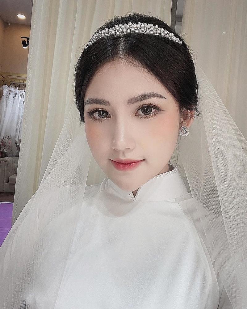 Hồng Thắm Studio
