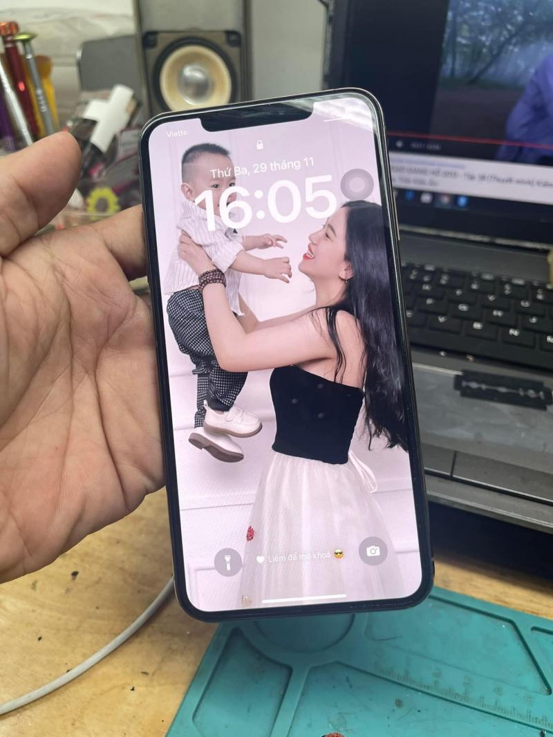 Hồng Tuyết Mobile