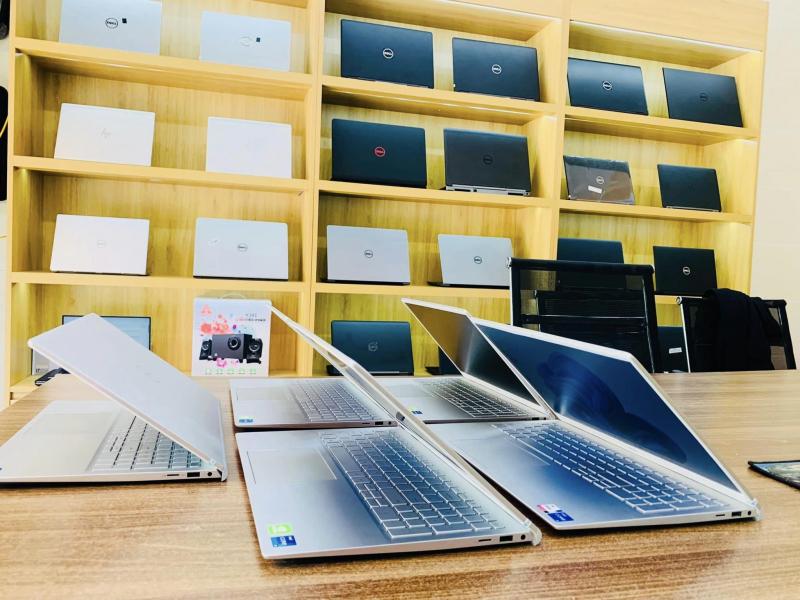 Laptop cũ Huy Mạnh
