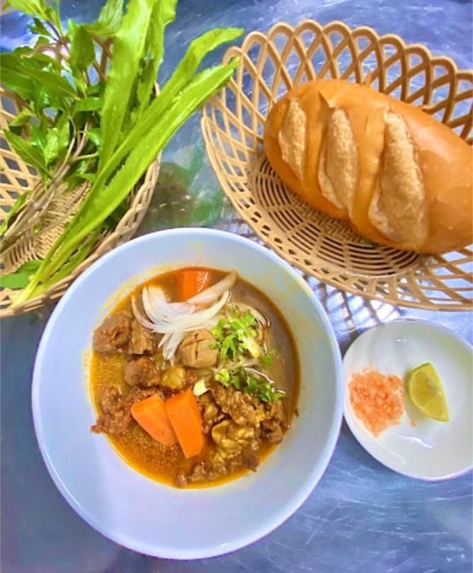Hủ Tiếu Bò Kho Thư