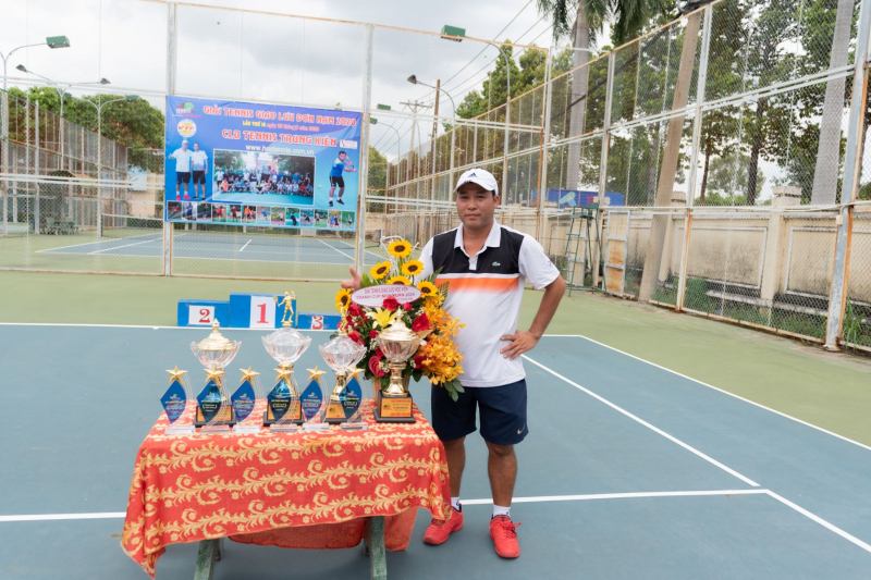 Huấn luận viên Dương Trung Kiên
