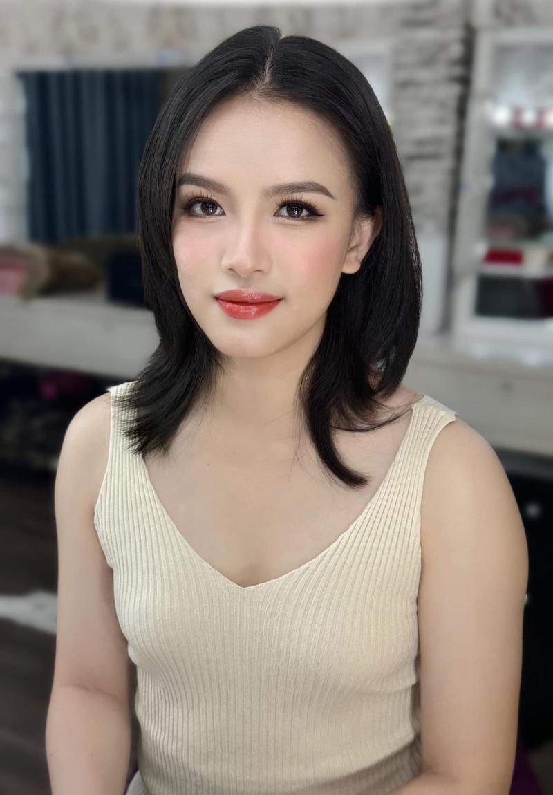 Huelinh Huynh Makeup