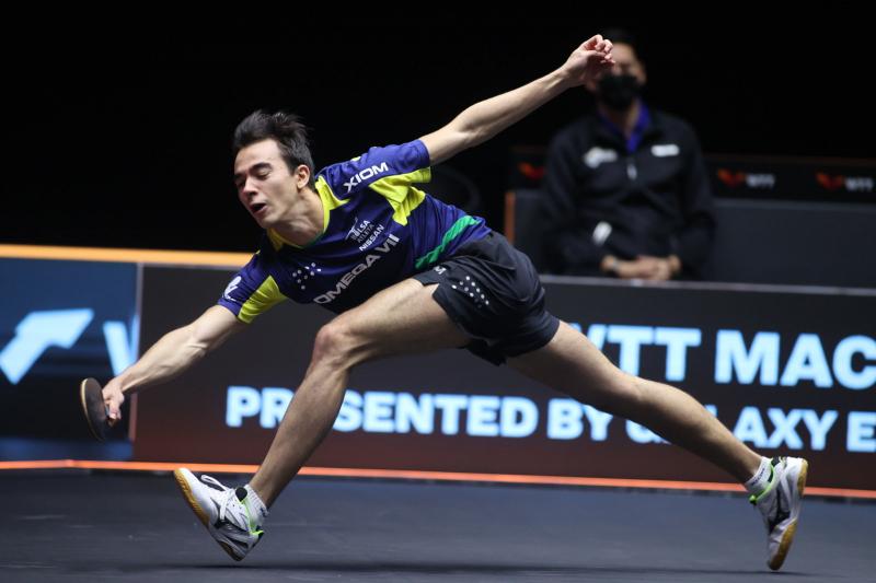 Tay vợt Hugo Calderano
