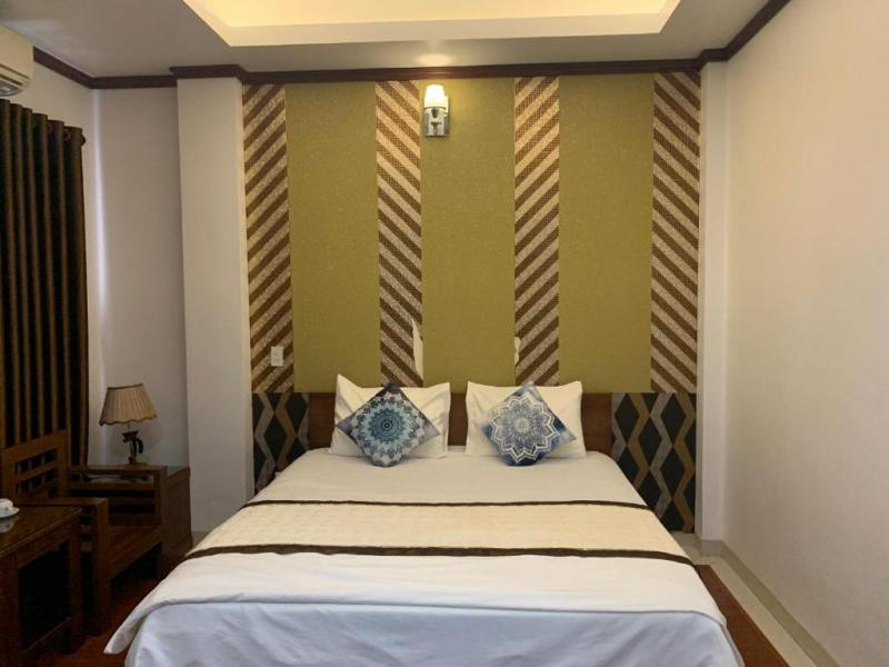 Hưng Thành Riverside Hotel