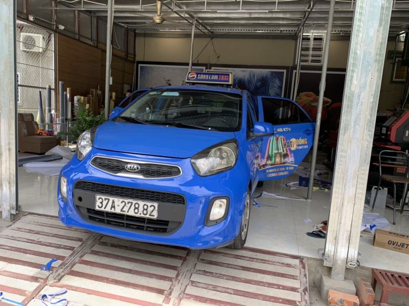 Hùng Vinh Decal