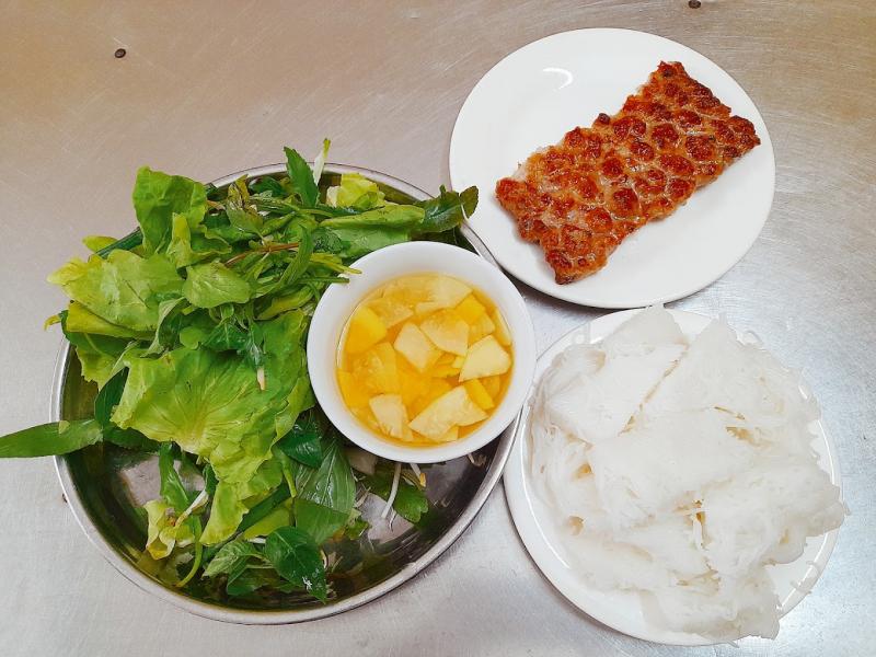 Bún chả Tình Mai