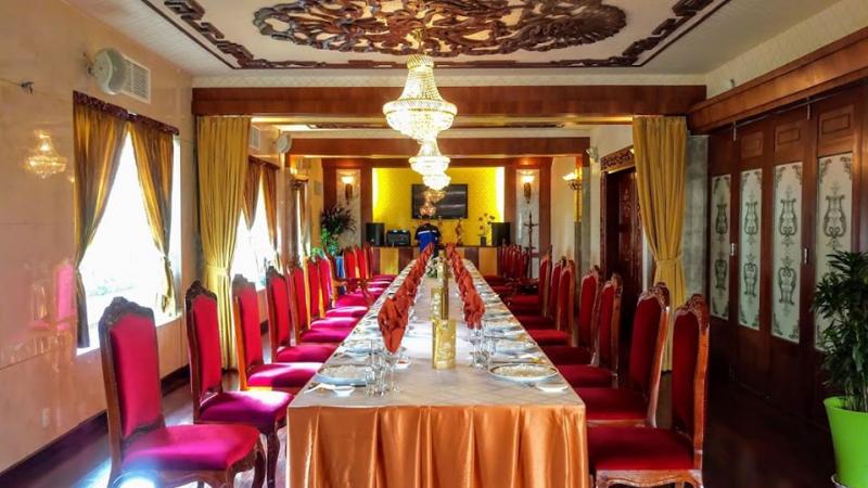 Huong Sen Hotel