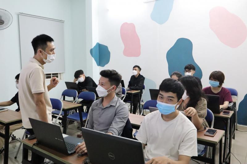 Huy Academy