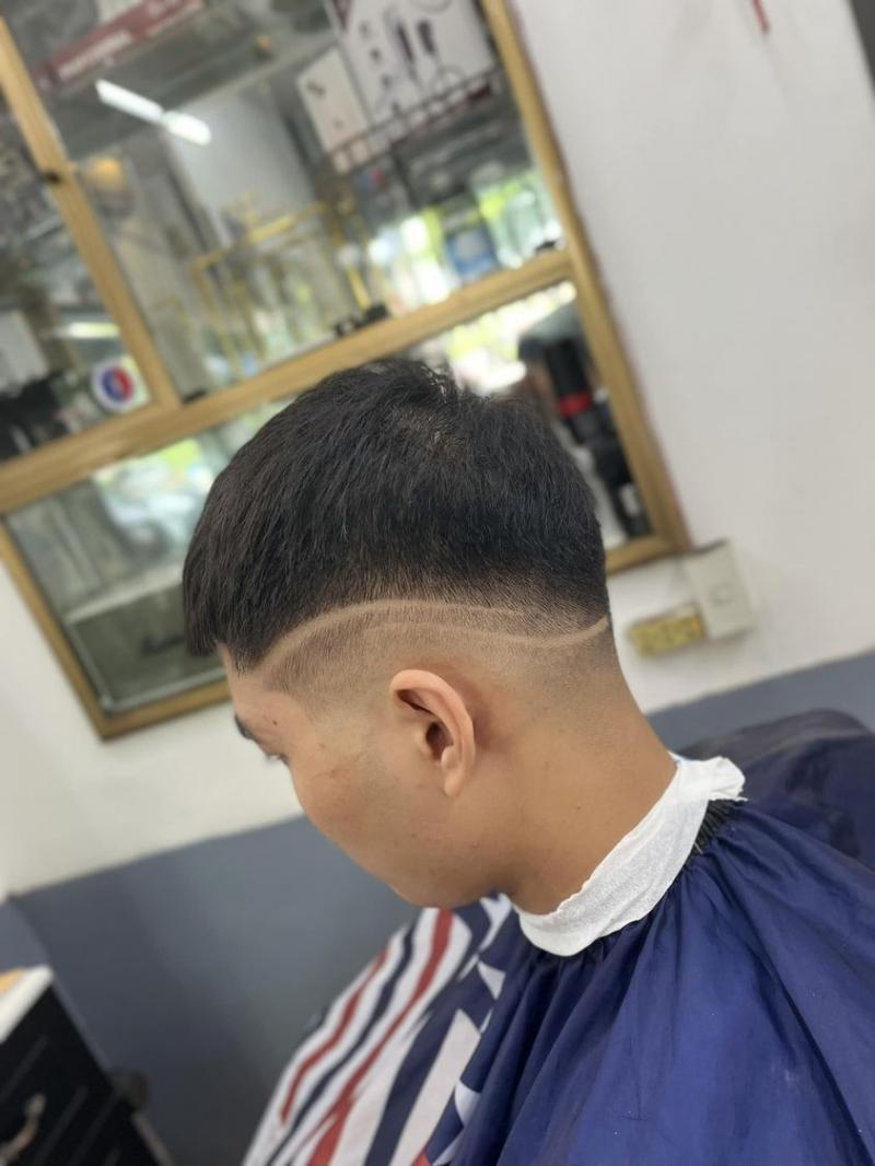 2002 Barber Shop