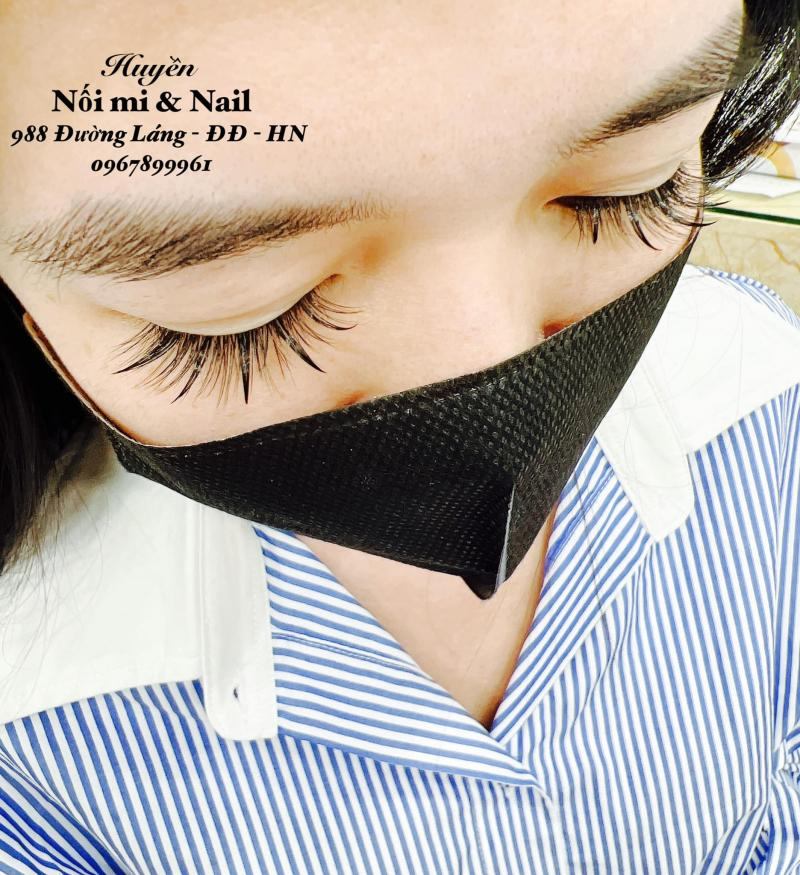 Huyền Nối Mi