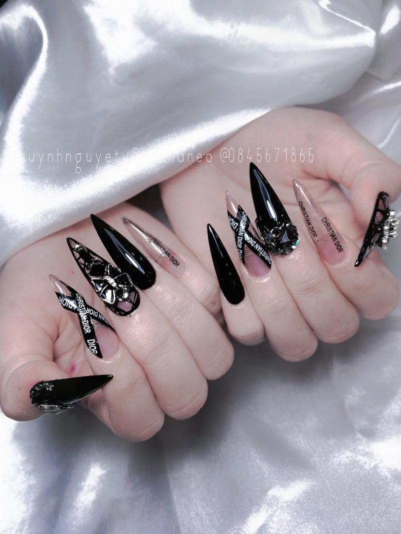 Huỳnh Nguyệt Nail