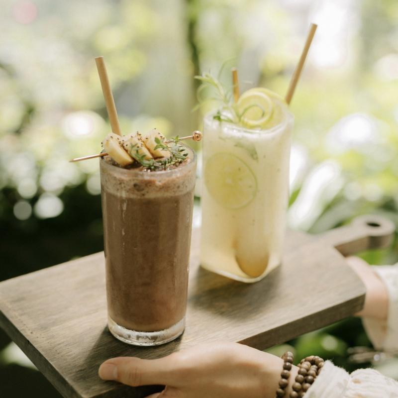 Khu Vườn Mùa Hè