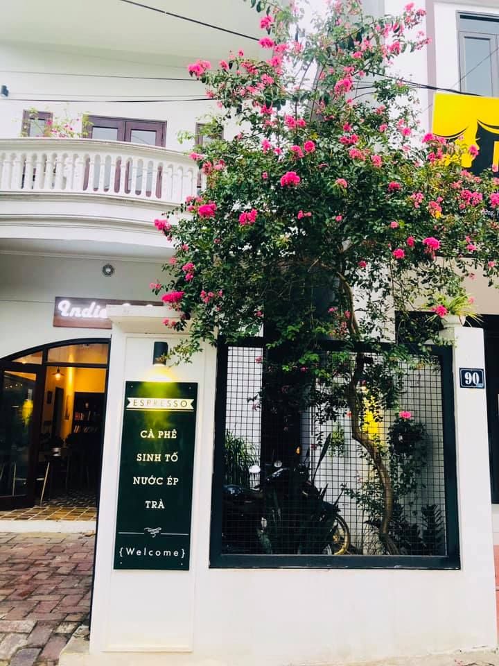 Indie Café