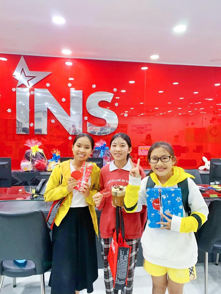 INS English & Chinese