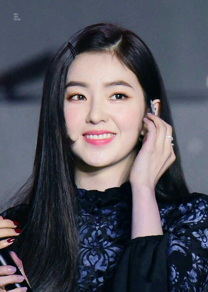 Irene (Red Velvet)