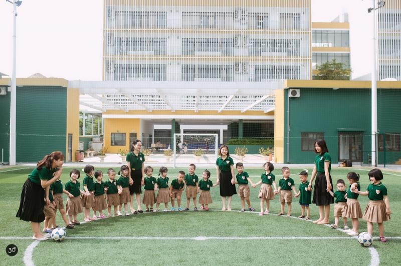 Iris School