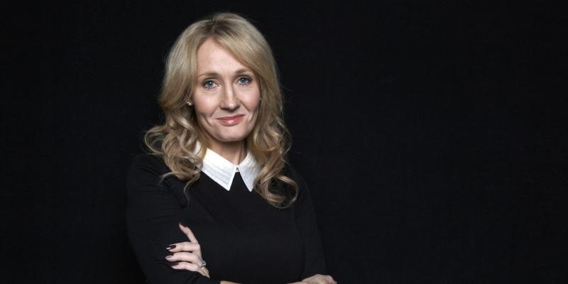 J.K. Rowling là một nhà văn nổi tiếng
