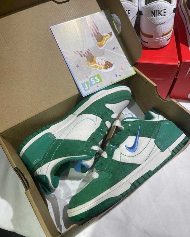 Just Sneaker Store