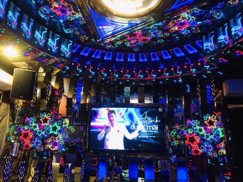Karaoke Centre