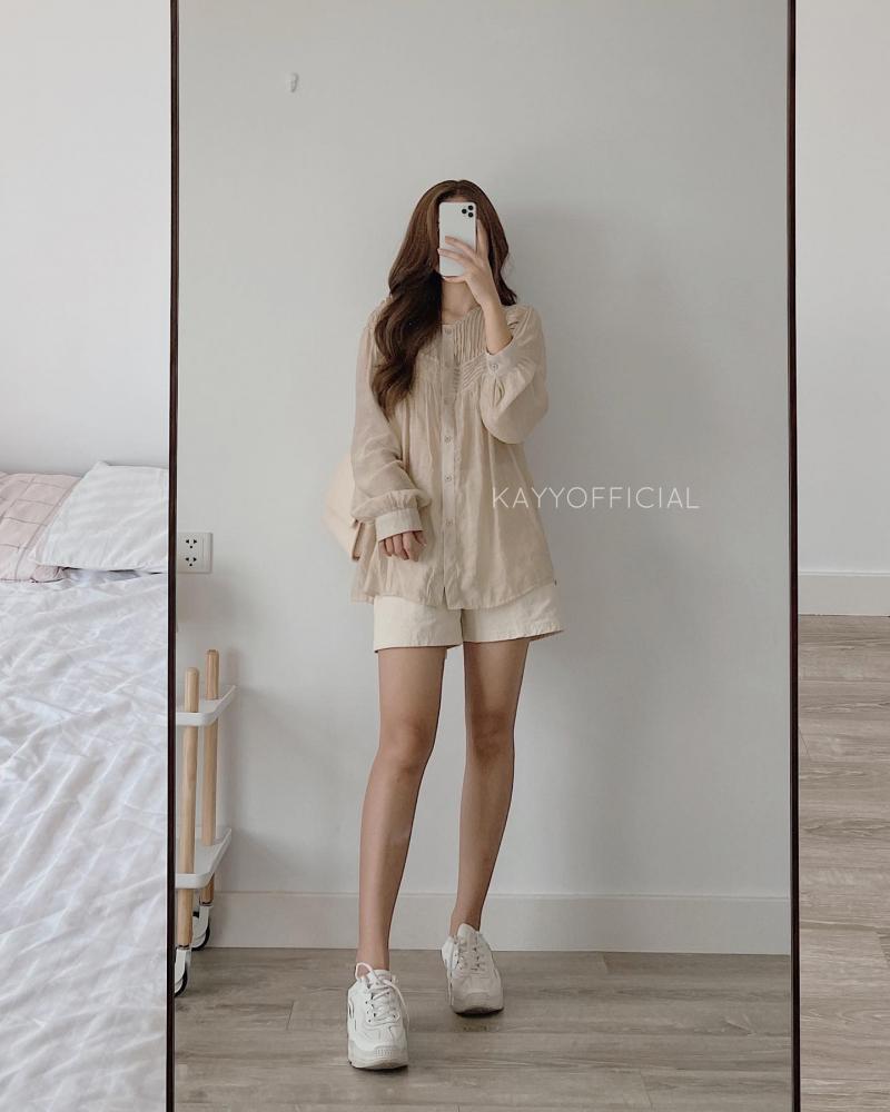 Áo sơ mi của Kayy Store.