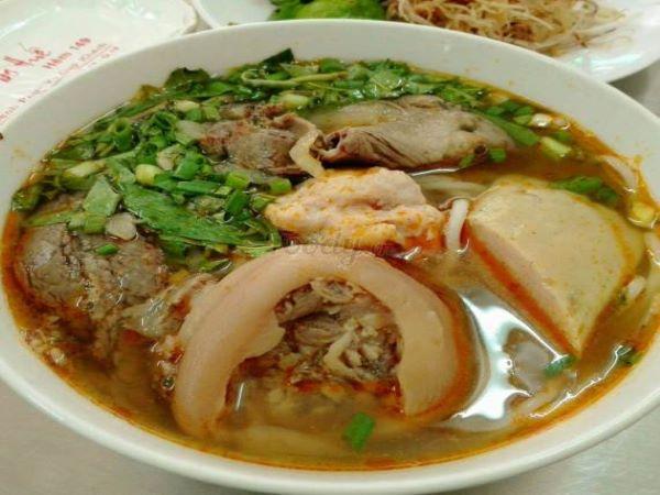 KCC - Phở & Cơm Gà Xối Mắm