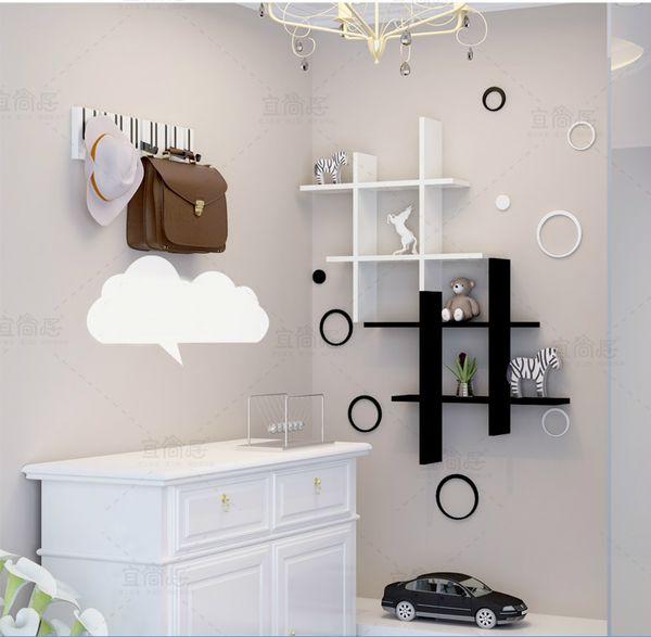 Kệ sách treo tường dấu thăng độc đáo