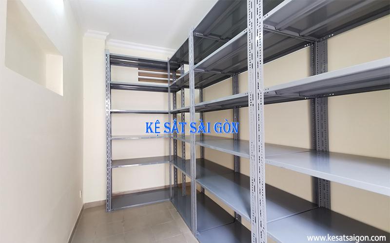 Kệ Sắt Sài Gòn