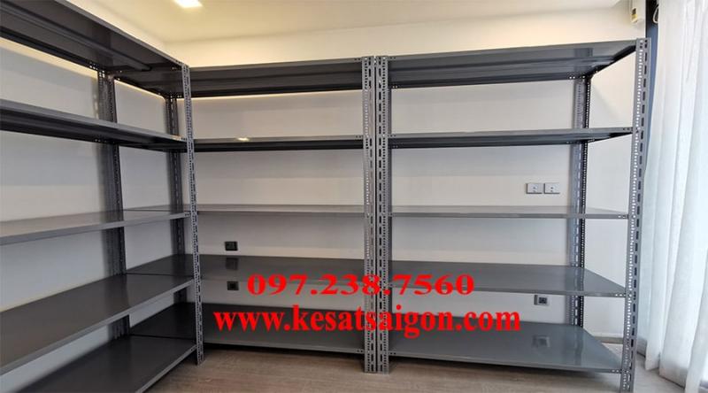 Kệ Sắt Sài Gòn