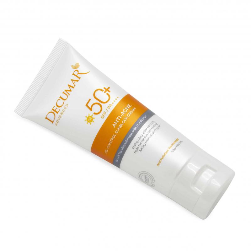 Kem chống nắng kiềm dầu nâng tone chuyên biệt cho da mụn Decumar Advanced Sunblock SPF50 (50gr)