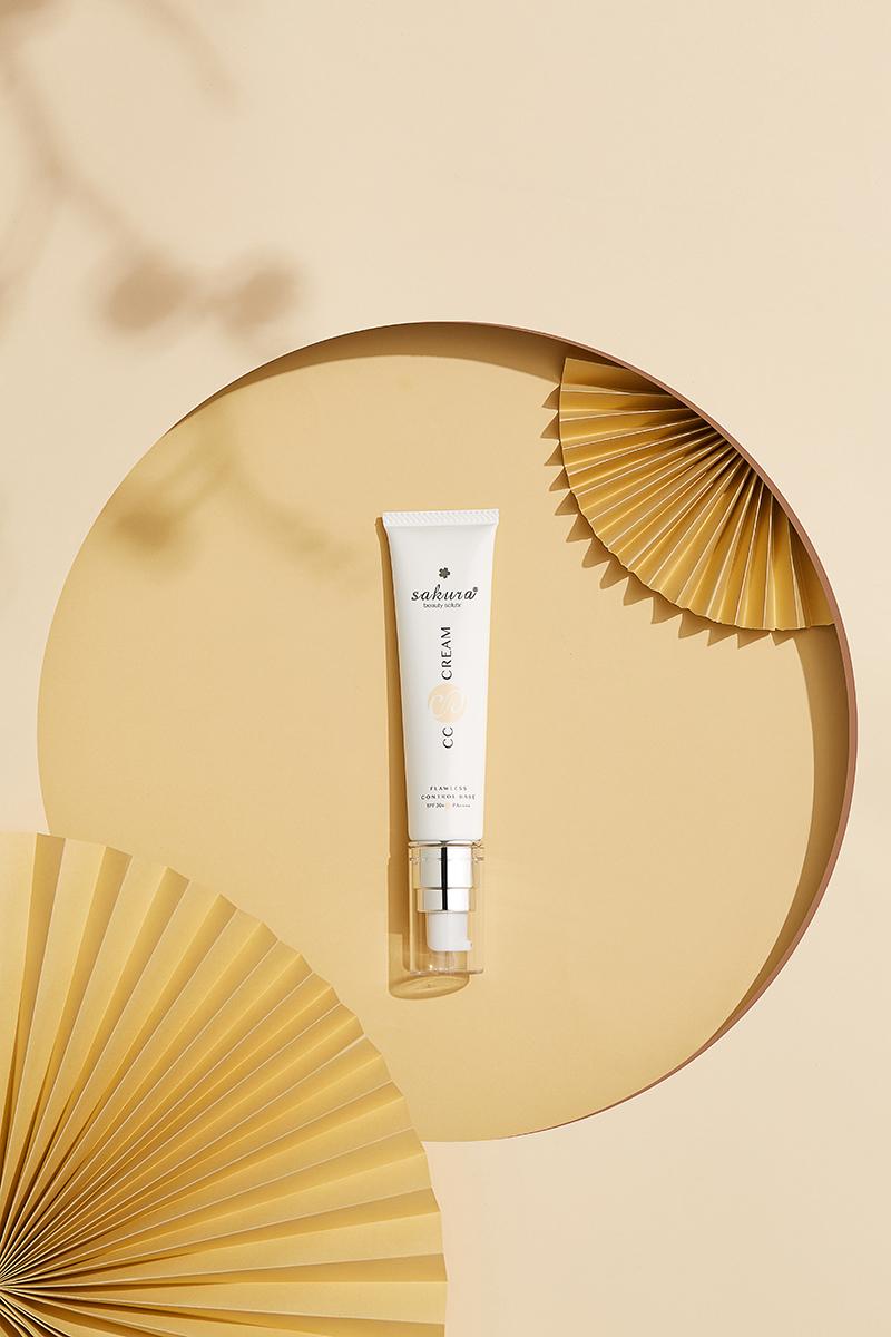 Kem lót Sakura CC Cream Flawless Control Base